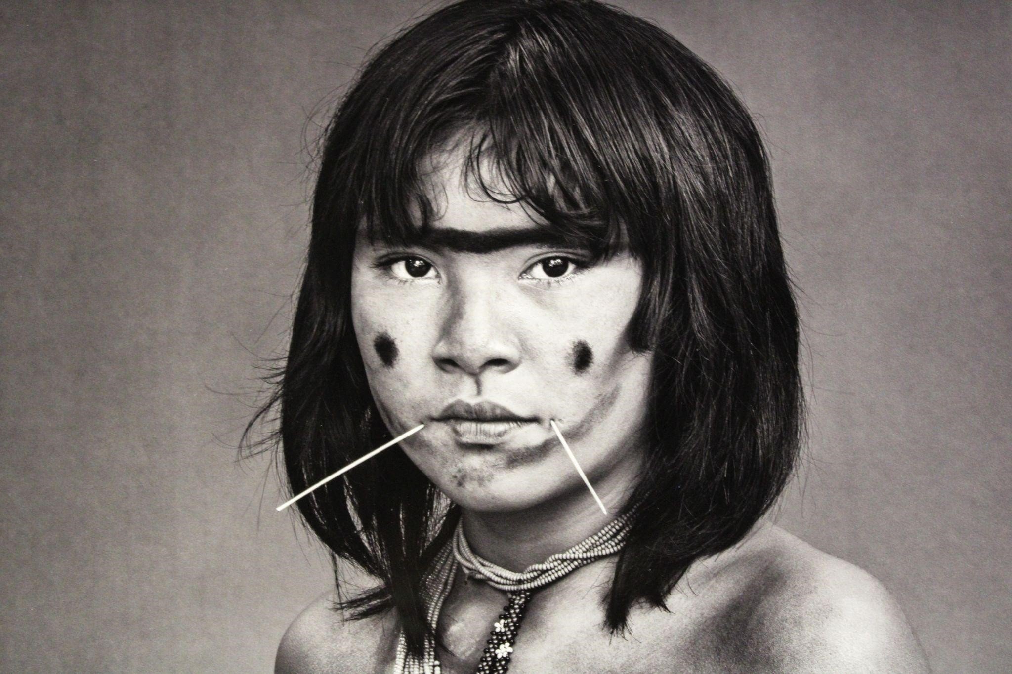 Ragazza Yanomami, tribù indigena della'America Latina